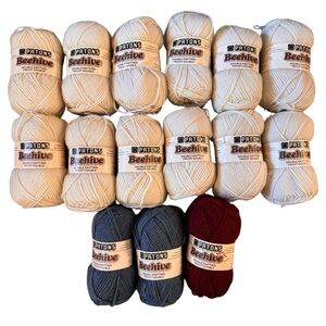Patons Beehive Double Knitting DK Yarn 15 Skeins VTG Lot Red White Blue 2430 Yds